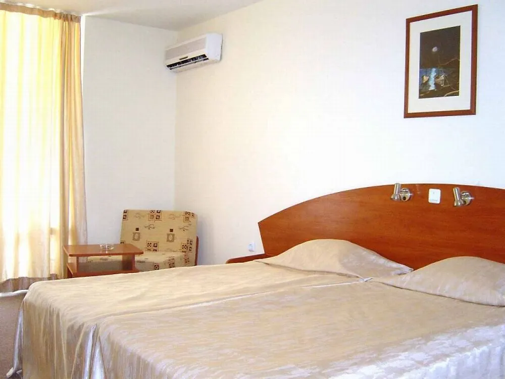 Hotel Central Napospart 3*,